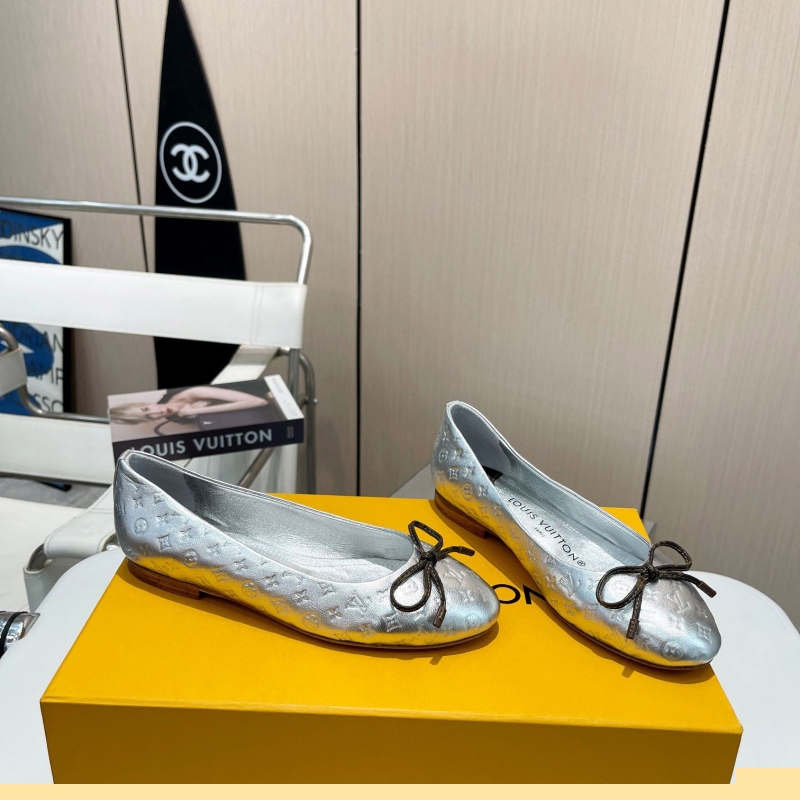 LV flat shoes